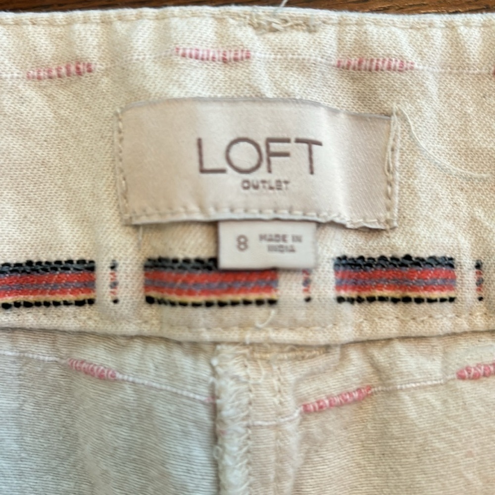 Women’s Loft 8 4 inch shorts multi colors in stripes cream base color - Picture 3 of 4